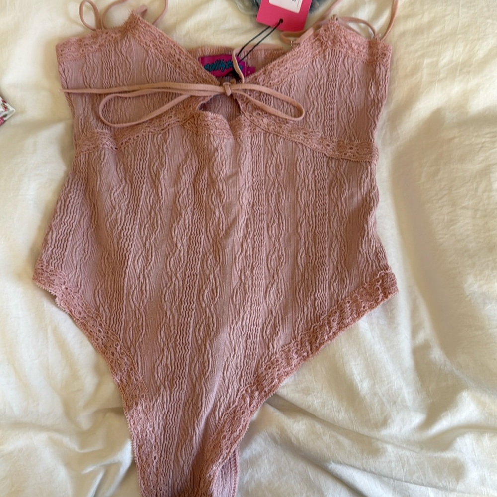 Never worn! Edikted pink bodysuit!